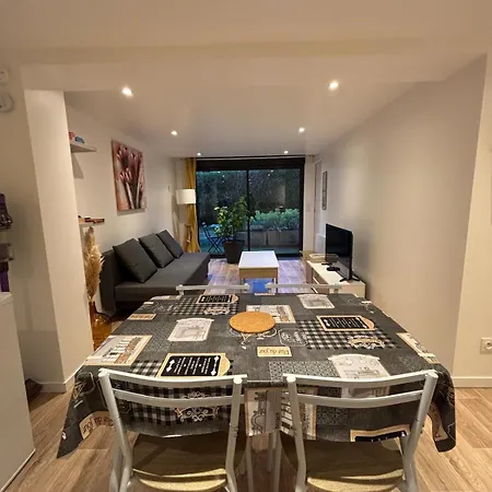 Nyaraló Chez Maison Rez De Jardin Charmeil
